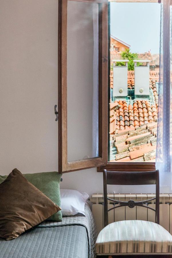 Colombina Like At Home 3 Bedrooms Fully Equipped Air Conditioned เวนิส ภายนอก รูปภาพ