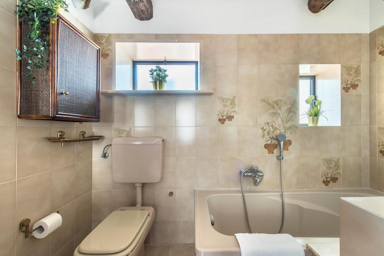 Colombina Like At Home 3 Bedrooms Fully Equipped Air Conditioned เวนิส ภายนอก รูปภาพ