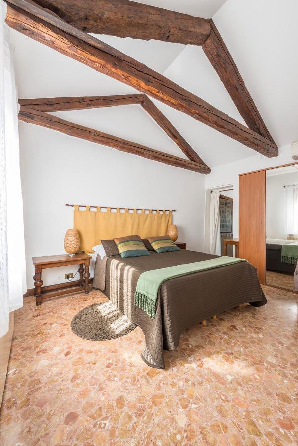Colombina Like At Home 3 Bedrooms Fully Equipped Air Conditioned เวนิส ภายนอก รูปภาพ
